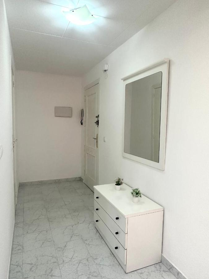 Estudio A 1 Minuto De La Playa Apartment Torrevieja Exterior photo