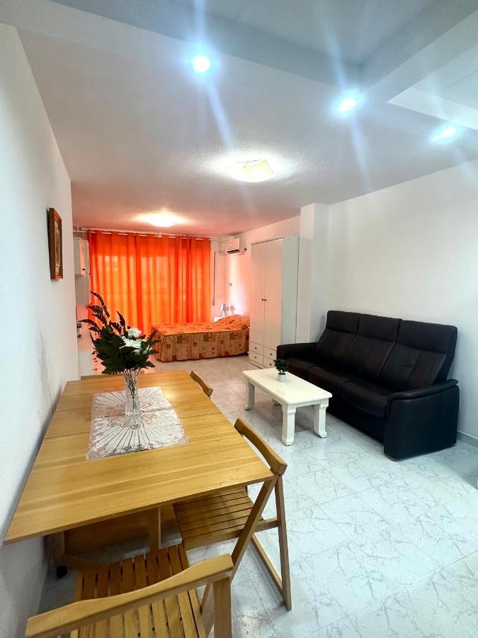Estudio A 1 Minuto De La Playa Apartment Torrevieja Exterior photo